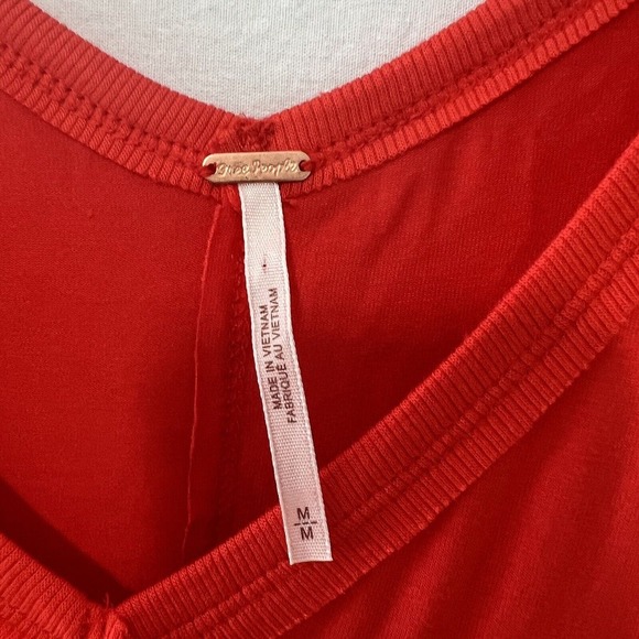 Free People Moonshine Tunic Top Women Size M Red Orange Oversized Stretch Knit - Picture 8 of 16